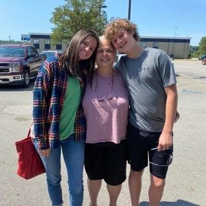 Meet your Posher, Phyllis